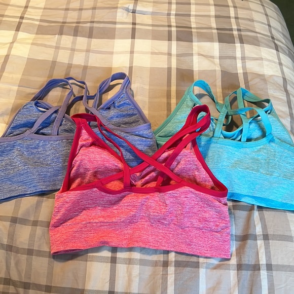 Padded sports bras - selling as a set - Picture 2 of 2